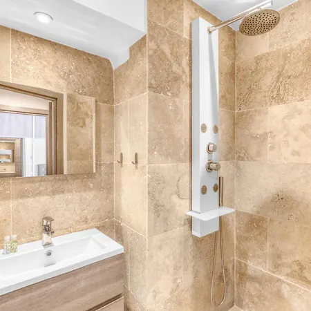 Apartment F3 Riouffe , Hypercentre A 2minutes Du Palais Des Festivals Cannes